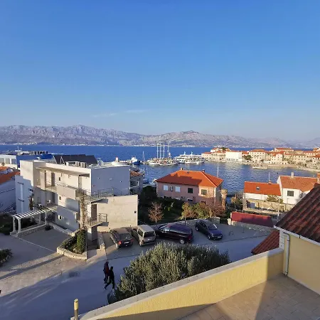 Διαμέρισμα Ela