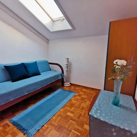 Apartment Ela