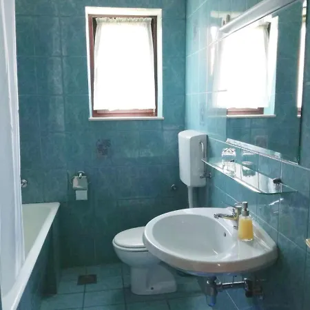 Apartment Ela *