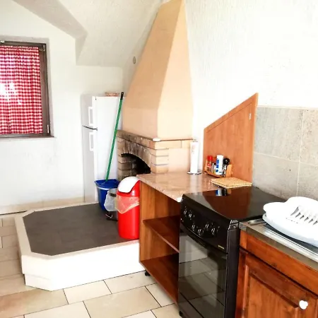 Apartment Ela *