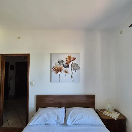 Apartment Ela Postira
